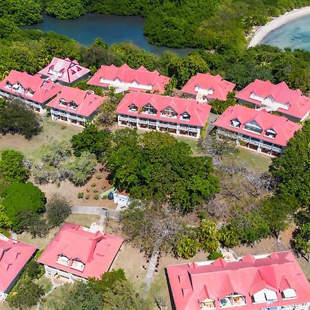 Village Pierre & Vacances Sainte Anne Exterior photo