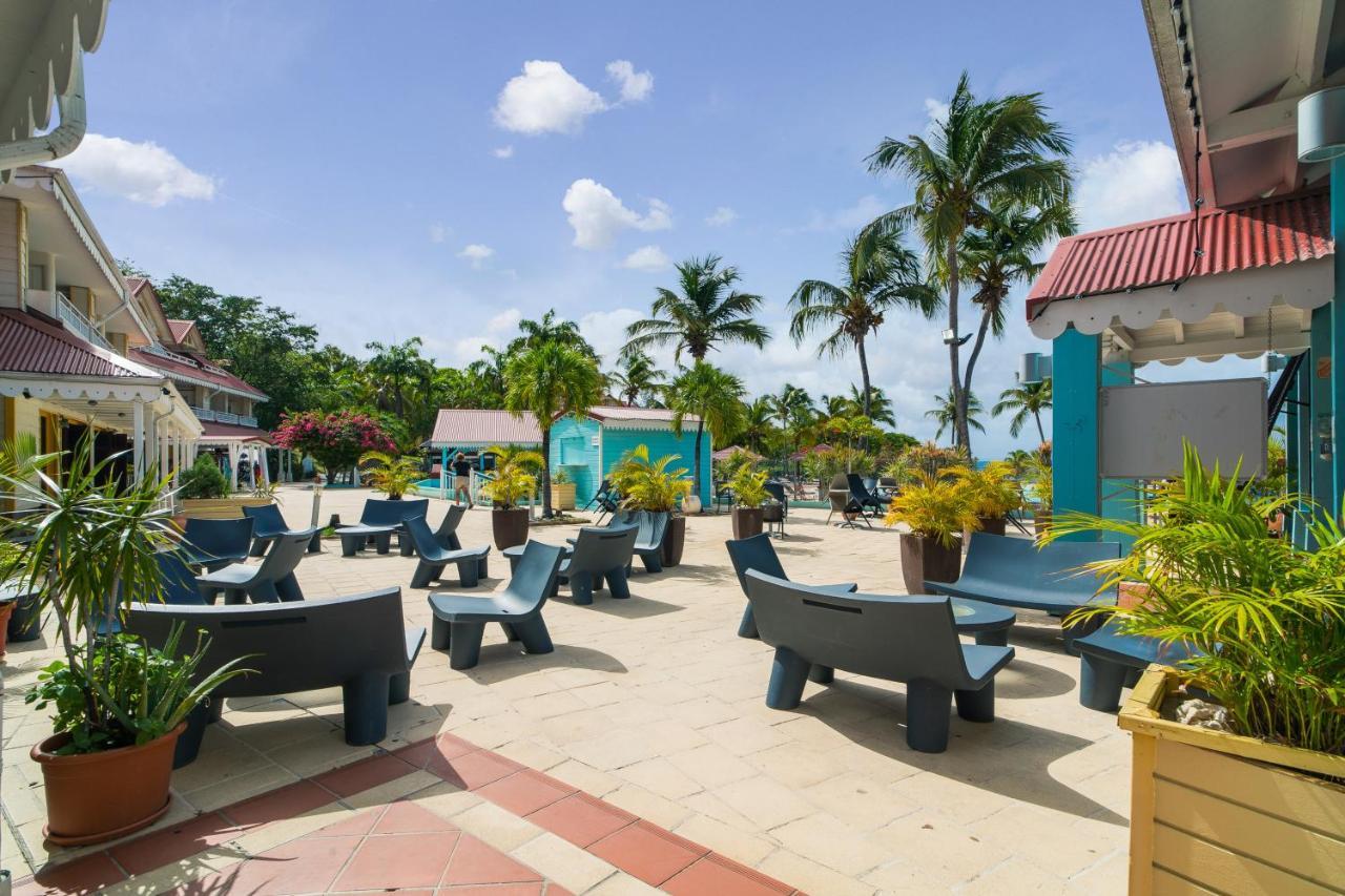 Village Pierre & Vacances Sainte Anne Exterior photo