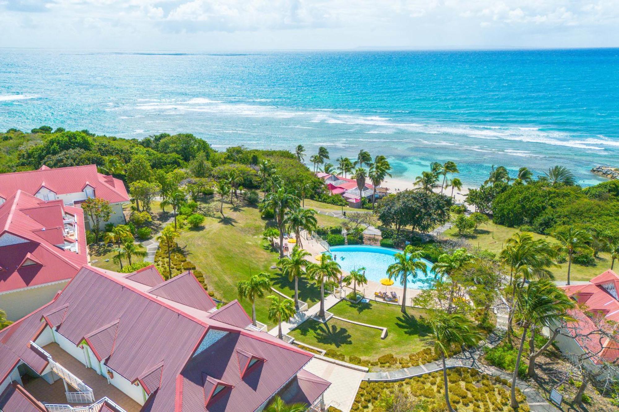 Village Pierre & Vacances Sainte Anne Exterior photo